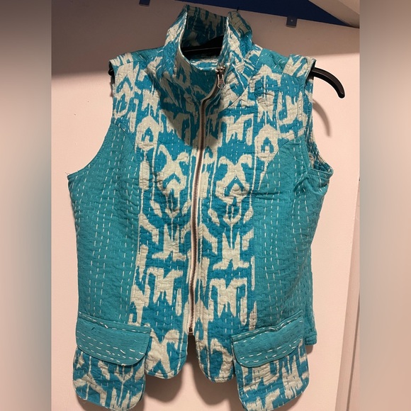 Turquoise and White Patterned Ikat Vest - NWT - Picture 2 of 10